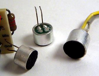설명: http://upload.wikimedia.org/wikipedia/commons/5/57/Electret_condenser_microphone_capsules.jpg